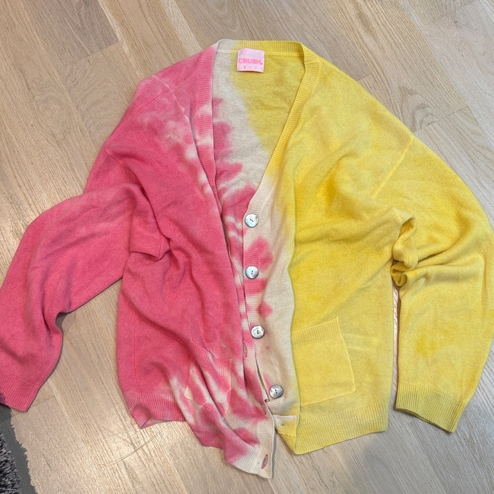 Women's Vibrant Tie-Dye Cardigan